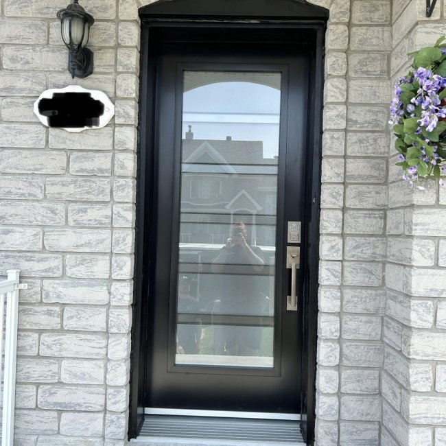 Porte d'acier Noir Novatech